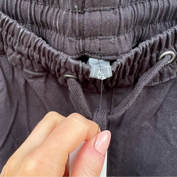 Francesca’s Black High Waisted Drawstring Cargo Joggers Pants - Picture 4 of 5